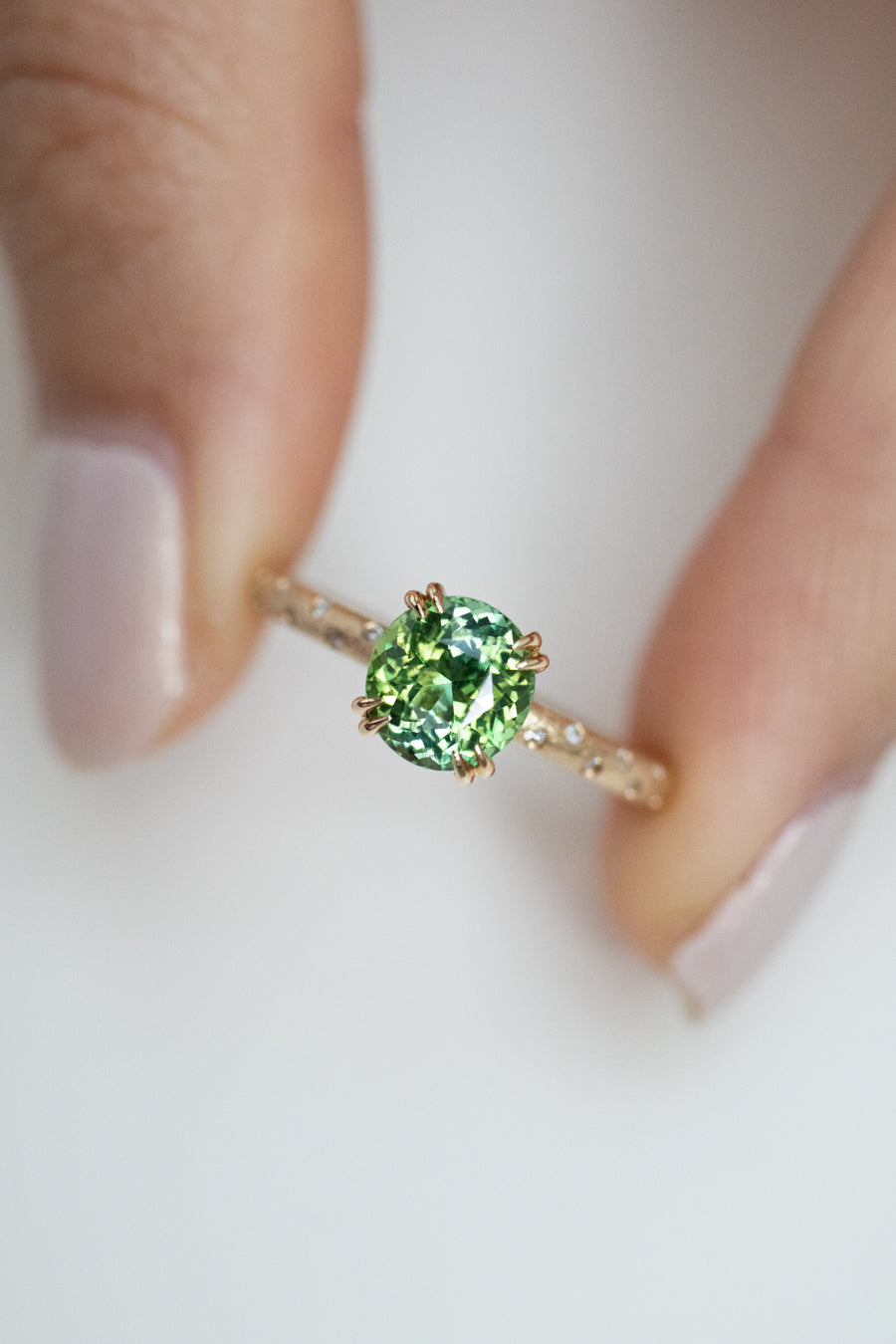 1.37carat Oval Forest Green Tourmaline (With Certificate) & 0.042carat Diamonds 18K Yellow Gold Ring