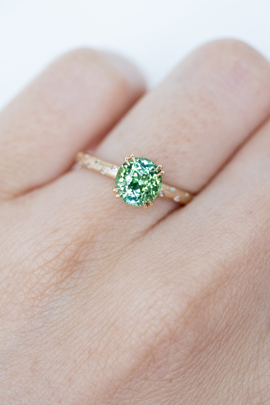 1.37ct Oval Forest Green Tourmaline (with cert) & Total 0.042ct Diamonds 18K Yellow Gold Ring