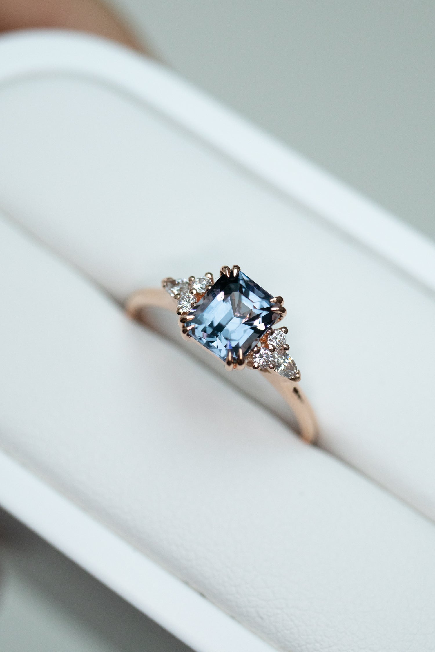 1.30ct Emerald Greyish Blue Spinel & diamonds 18K Rose Gold Ring