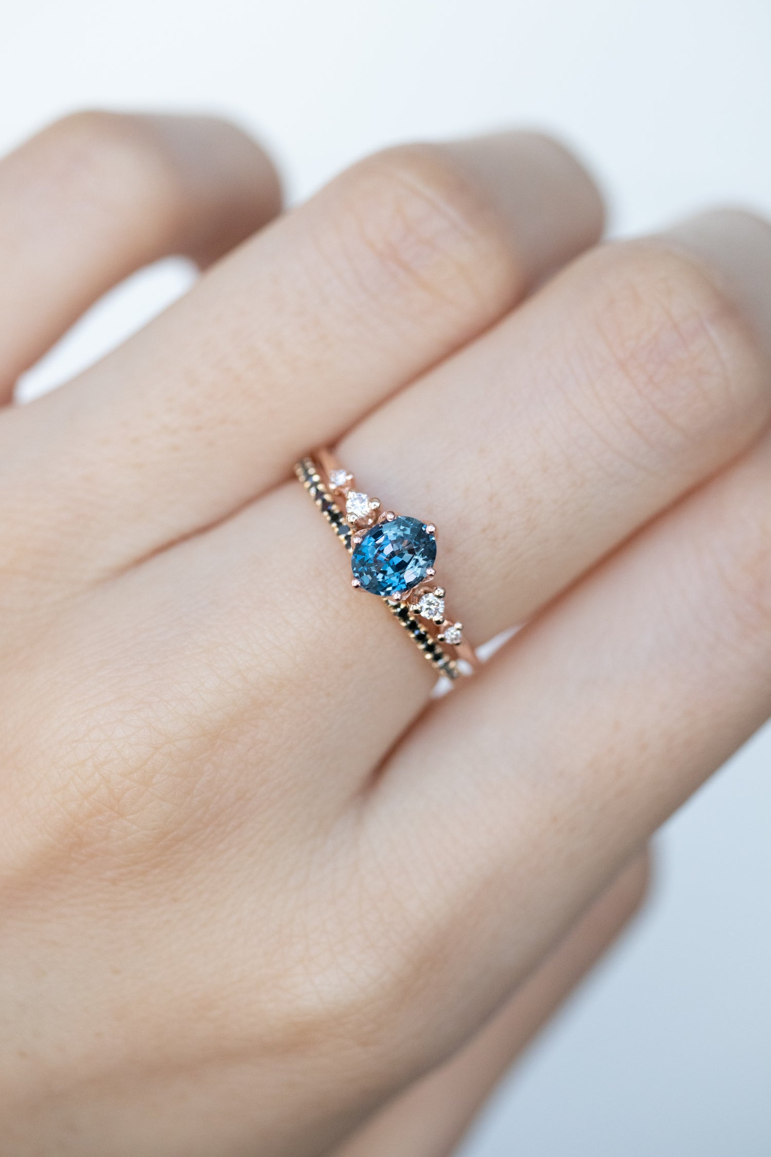 0.70ct Oval Blue Spinel & diamonds 14K Rose Gold Ring