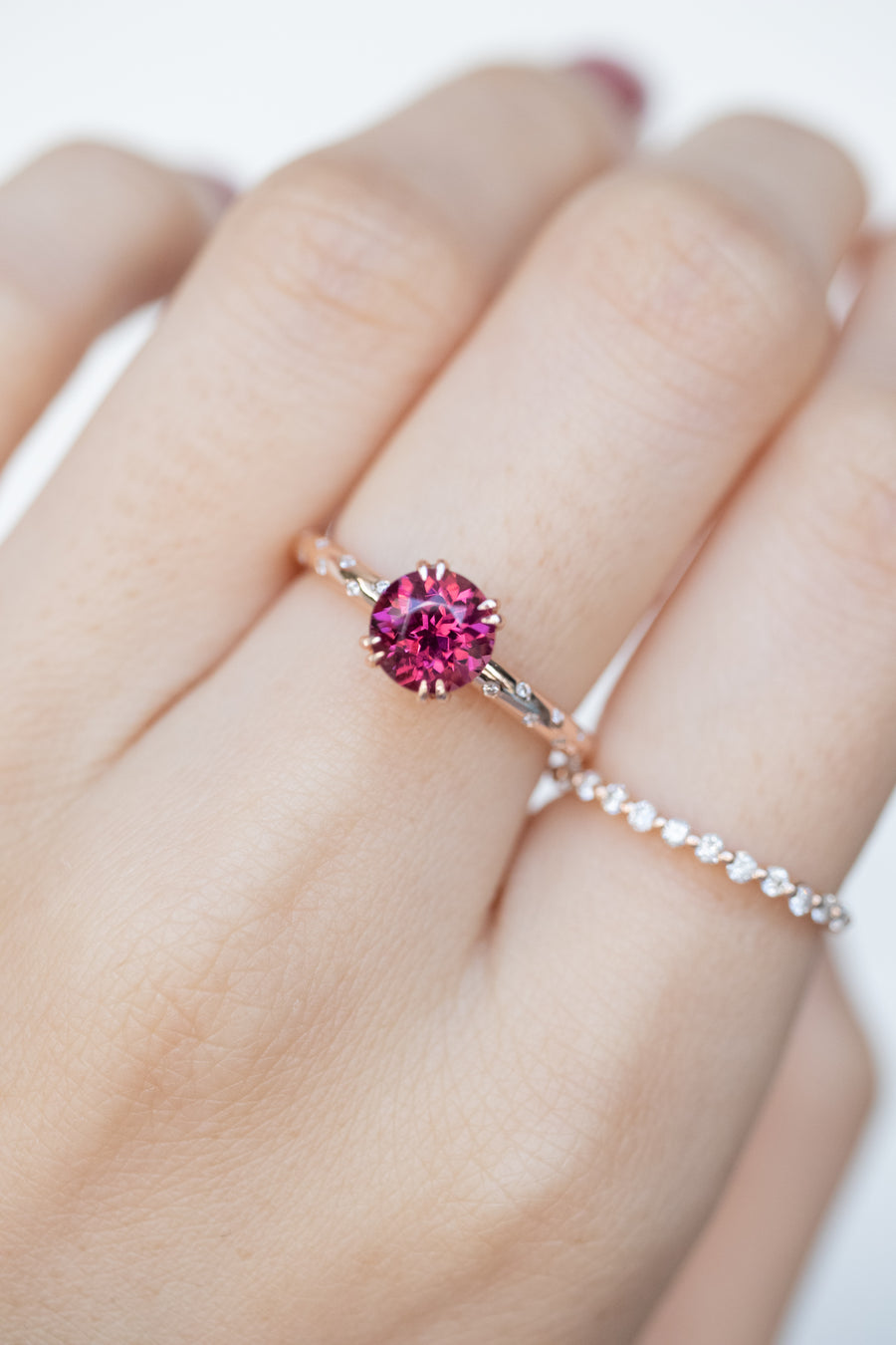 Double Prong Solitaire 1.36carat Red Garnet (With Certificate) & Diamond 18K Rose Gold Ring
